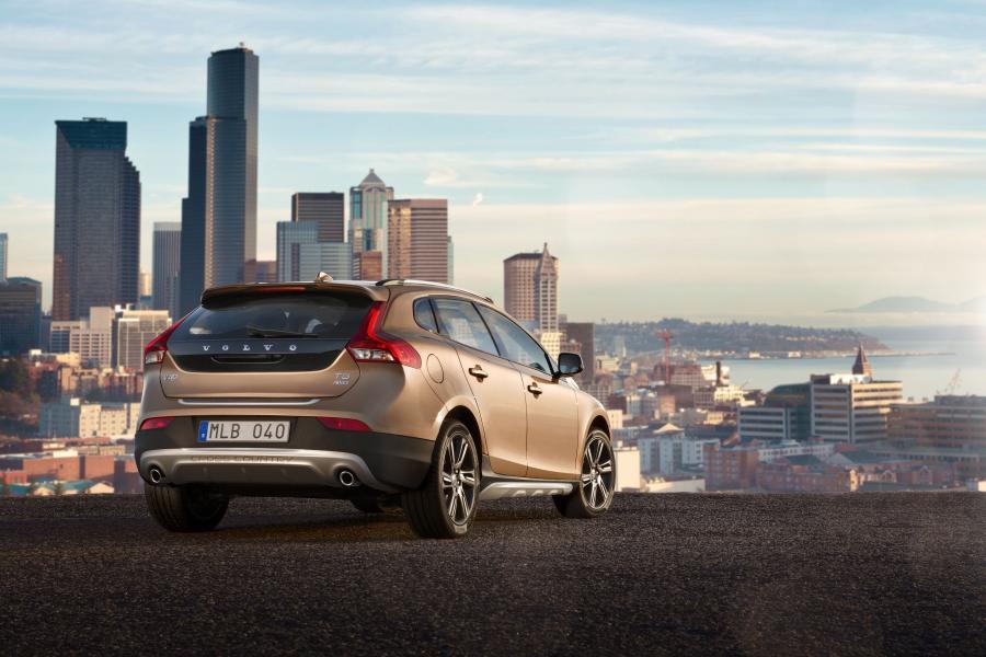  Volvo V40 Cross Country 2012 года  (фото 19 из 29)